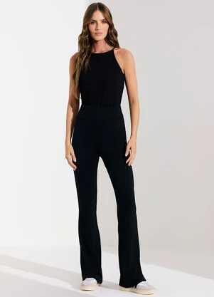 Veev - Calça Bootcut Feminina em Ribana Maxi Preto - VEEV