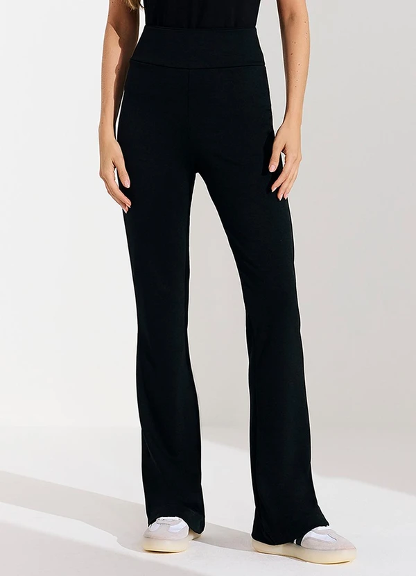 Veev - Calça Bootcut Feminina em Ribana Maxi Preto