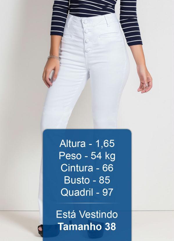 Sawary Jeans - Calça Flare Branca com Botões Sawary 3