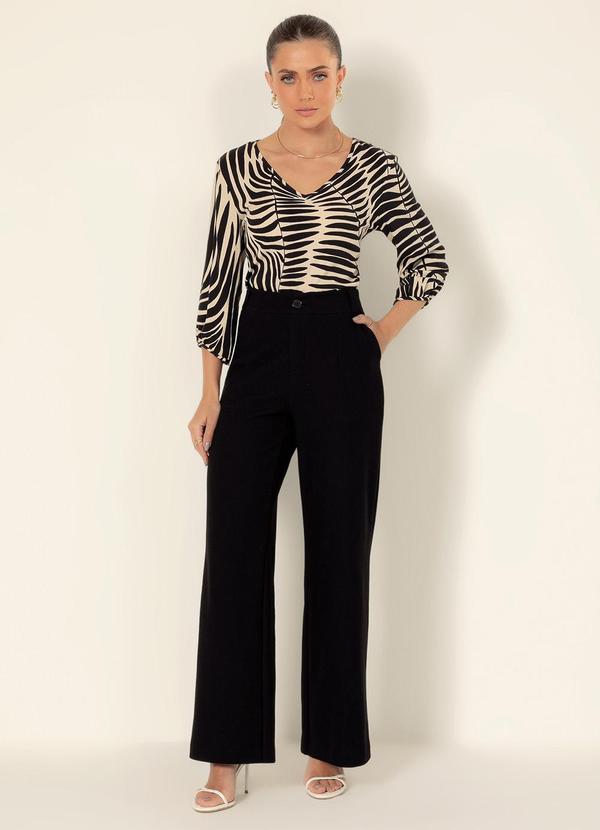 Gris - Calça Flare em Canelado Preto 4