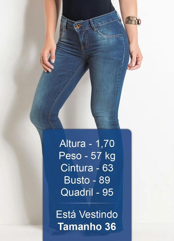 Sawary Jeans - Calça Flare Sawary Jeans com Cintura Média 3