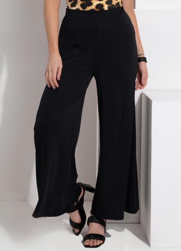 Quintess - Calça Pantacourt Preta Ampla