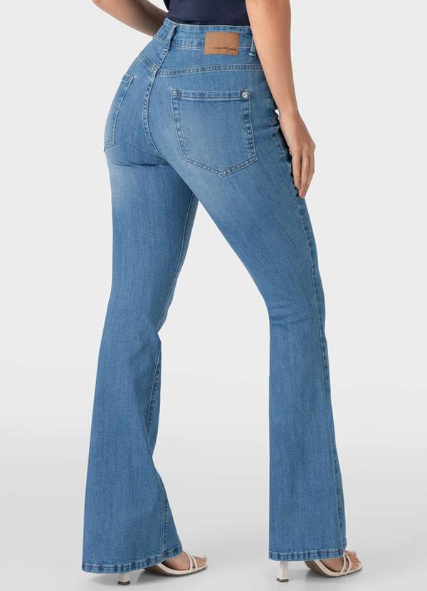 Malwee - Calça Azul Claro Feminina Small Flare Jeans 2