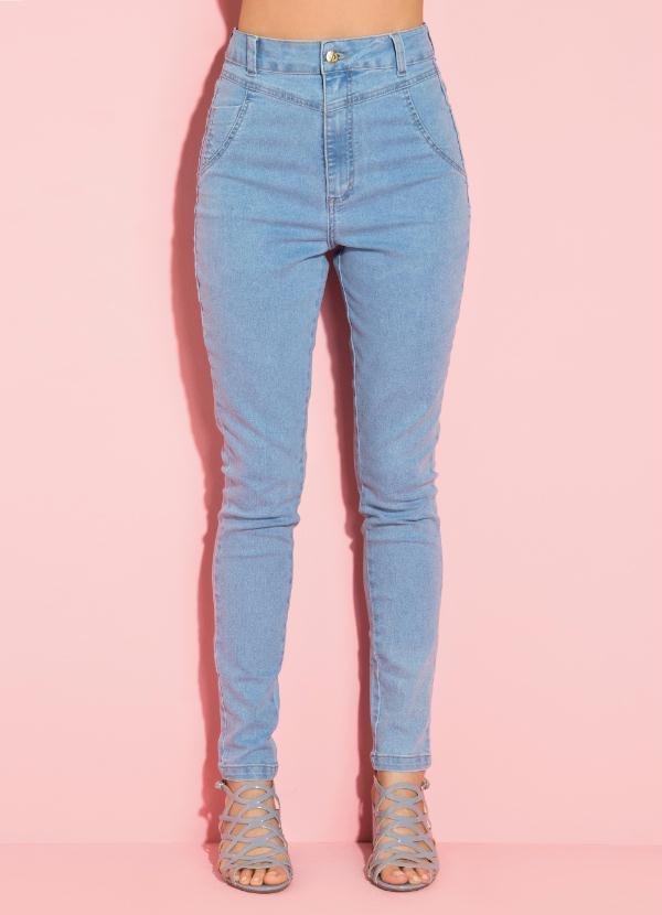 Quintess - Calça Jeans Azul Claro com Recortes