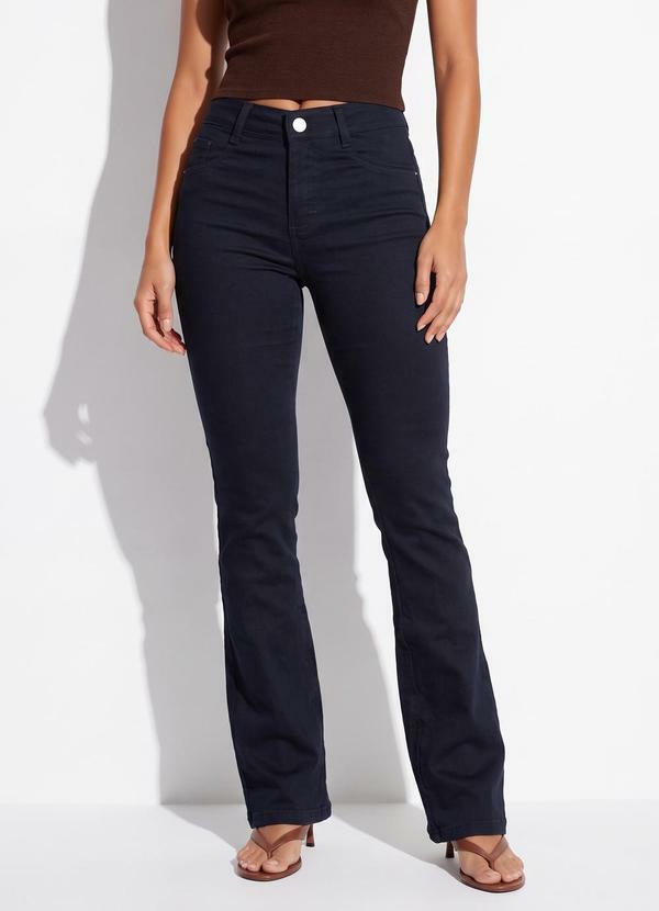 Cal�a Jeans Boot Cut (Preto)