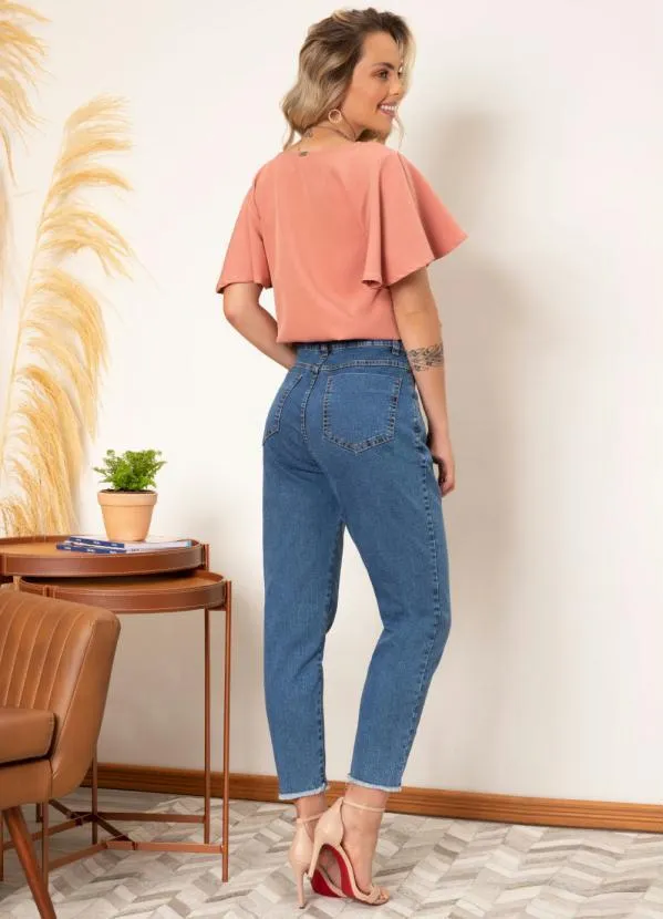 Quintess - Calça Jeans Cintura Alta e Barra Desfiada 4