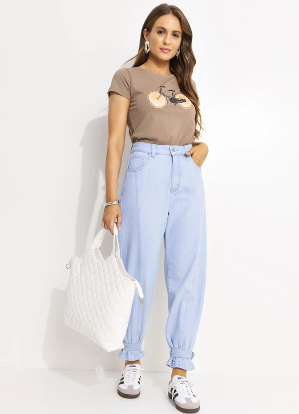 Quintess - Calça Balloon Jeans Claro em Algodão com Martingale na Barra 3