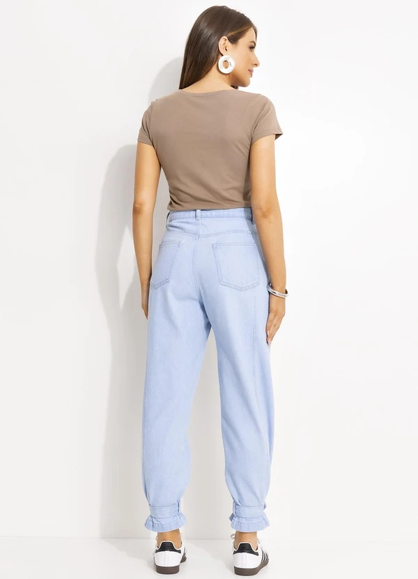 Quintess - Calça Balloon Jeans Claro em Algodão com Martingale na Barra 4