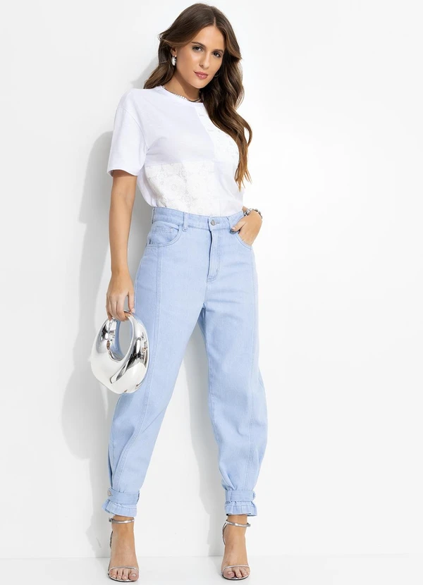 Quintess - Calça Balloon Jeans Claro em Algodão com Martingale na Barra 5