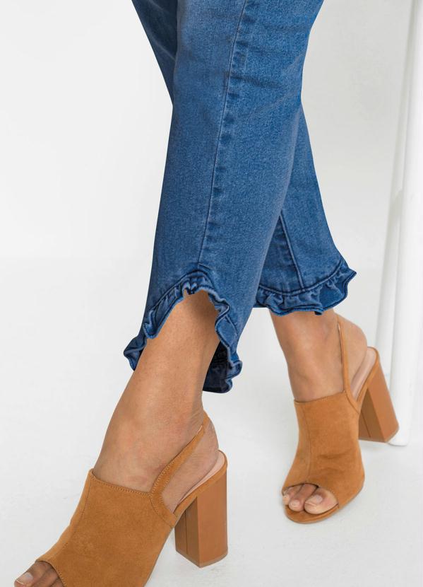 Outlet - Calça Jeans com Babados Azul Médio 4