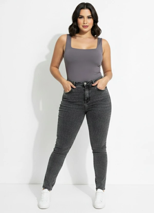 Sawary Jeans - Calça Jeans Hot Pants Cinza 3