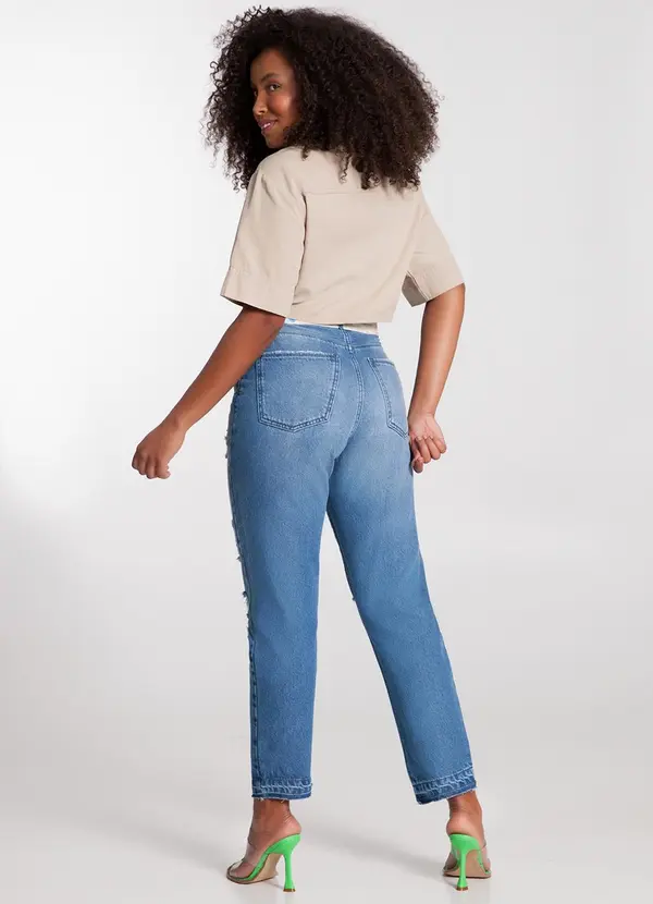 Lunender - Calça Jeans Mom Destroyed com Cinto Azul 4