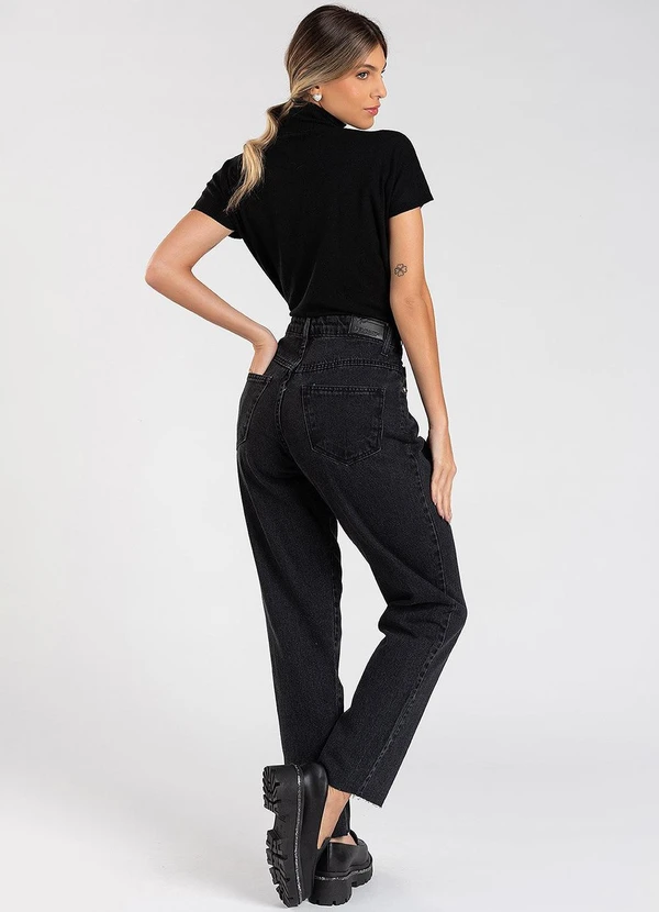 Meu Jeans - Calça Jeans Mom Loretta Preto 4