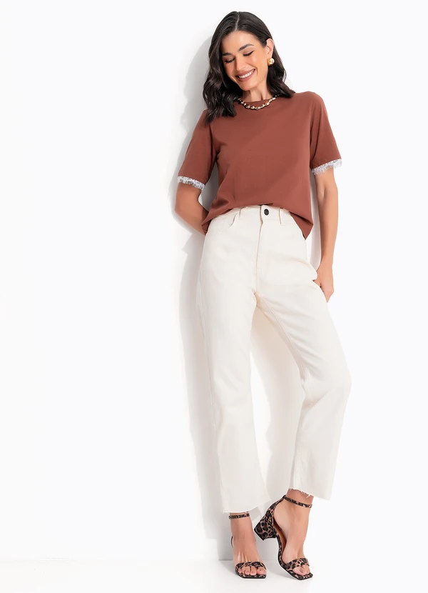 Quintess - Calça Jeans Off White Reta Cintura Alta em Algodão com Bolsos 12