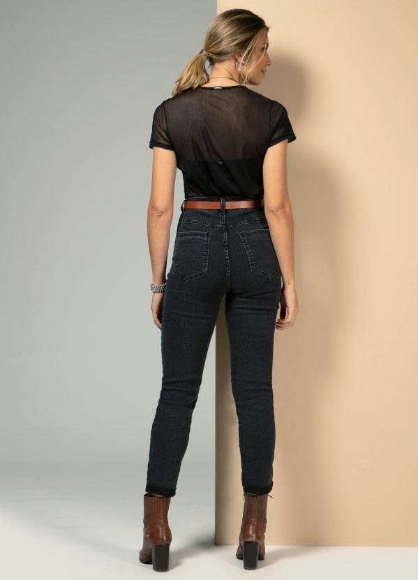 Quintess - Calça Jeans Preta com Elástico na Lateral 4