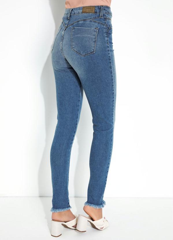 Sawary Jeans - Calça Jeans Push Up com Barra Desfiada Sawary 2