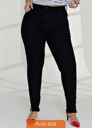 Outlet - Calça Jeans Skinny Plus Size Preta - OUTLET