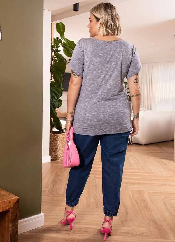Quintess - Calça Jogger Jeans Médio Cintura Alta com Bolsos 12