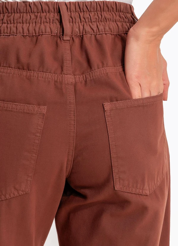 Quintess - Calça Marrom em Sarja 5