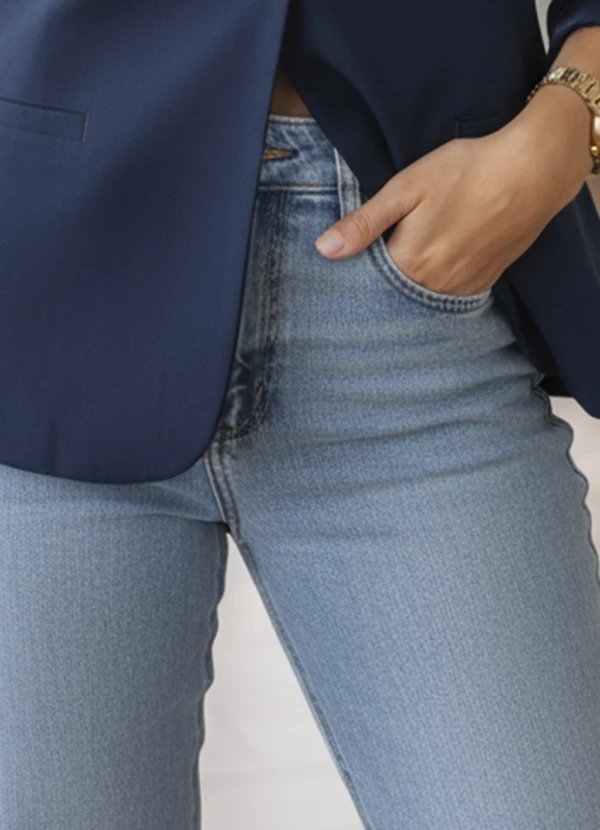 Sawary Jeans - Calça Mom Jeans Clara com Bolsos e Puídos Sawary 8