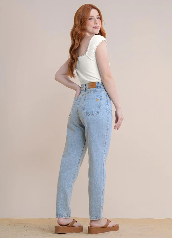 Angel - Calça Mom Jeans Claro 4