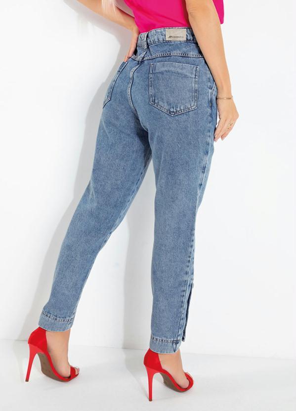 Sawary Jeans - Calça Mom Jeans Sawary com Botões nas Pernas 2