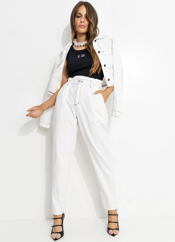 Quintess - Calça Jeans Clochard Off White com Cintura Alta e Costura em Contraste 7
