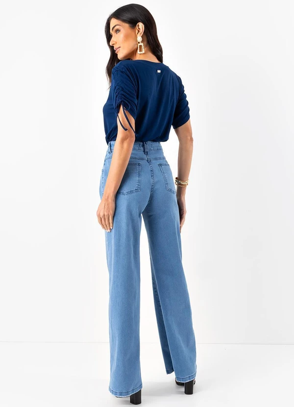 Quintess - Calça Pantalona com Bolsos Jeans Claro 8