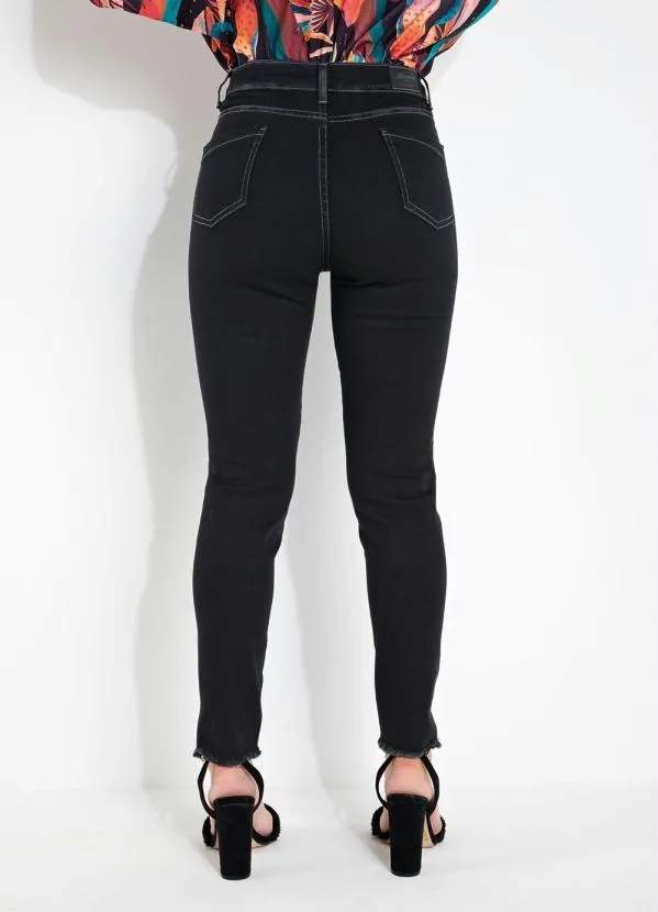 Sawary Jeans - Calça Preta com Costuras Contrastantes Sawary 2