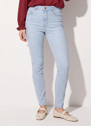 Quintess - Calça Skinny Azul Claro em Jeans - QUINTESS