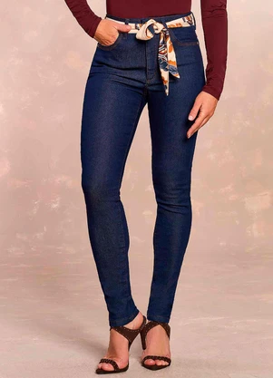 Doce Trama - Calça Skinny Jardim Decor em Denim Azul - DOCE TRAMA
