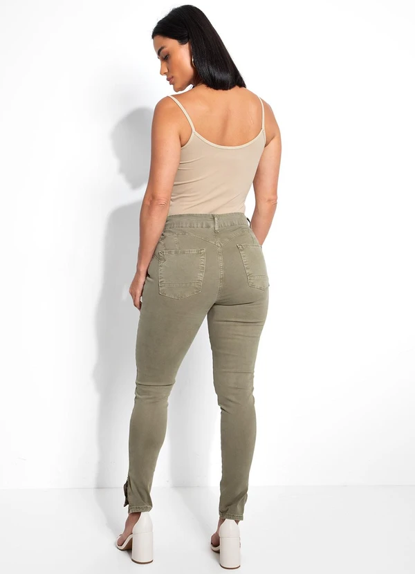 Bimini - Calça Skinny Verde em Sarja 4