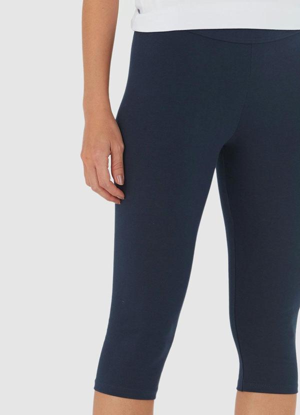 Malwee - Calça Azul Marinho Corsário em Cotton 3