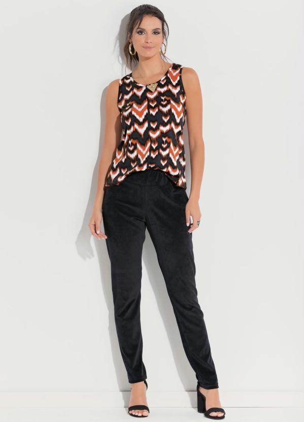 Quintess - Calça em Plush Preta 3