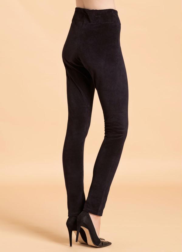 Quintess - Calça em Plush Preta 9