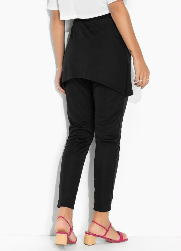 Moda Pop - Calça Preta com Sobreposição 2