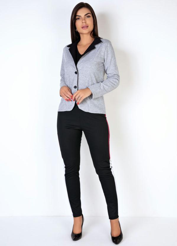 Outlet - Legging Preta e Recortes Laterais Contrastantes 3