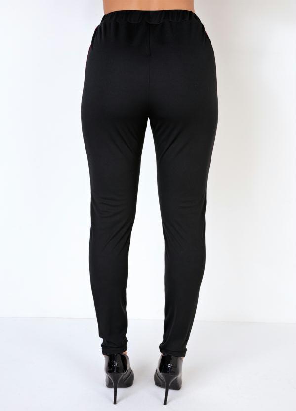 Outlet - Legging Preta e Recortes Laterais Contrastantes 6