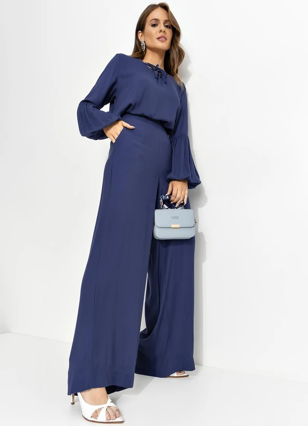 Quintess - Calça Pantalona Azul em Viscose Sarjada com Cintura Alta e Elástico 4