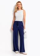 Cal�a Azul Marinho em Malha Canelada