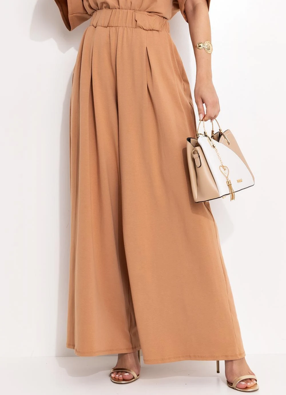 Calça camel em cotton