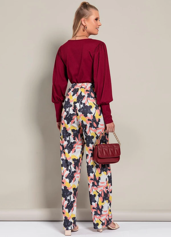 Moda Pop - Calça Floral Grande em Jersey Acetinado 4
