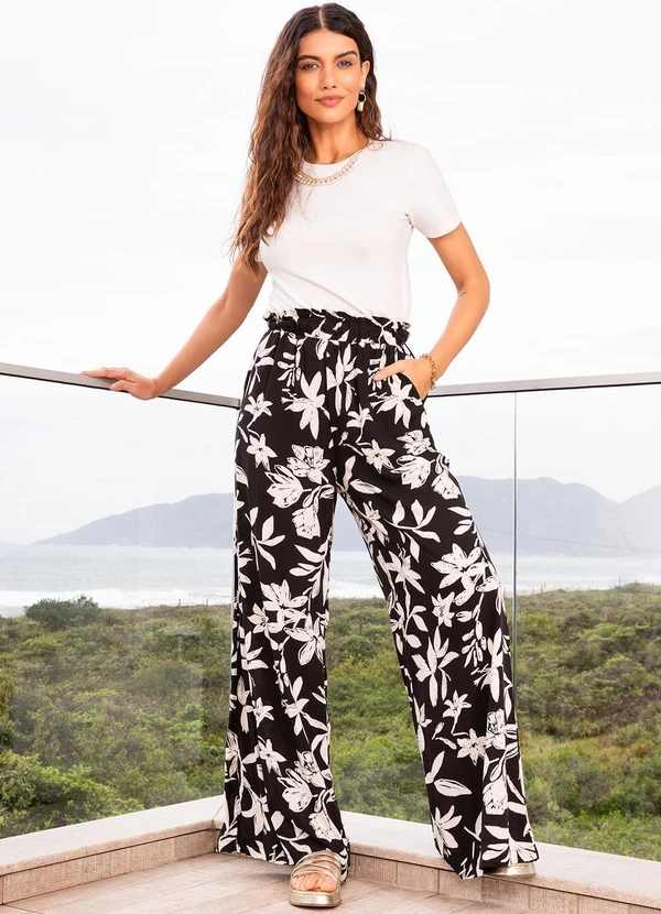 Quintess - Calça Floral Preto e Off White em Viscose Plana 4