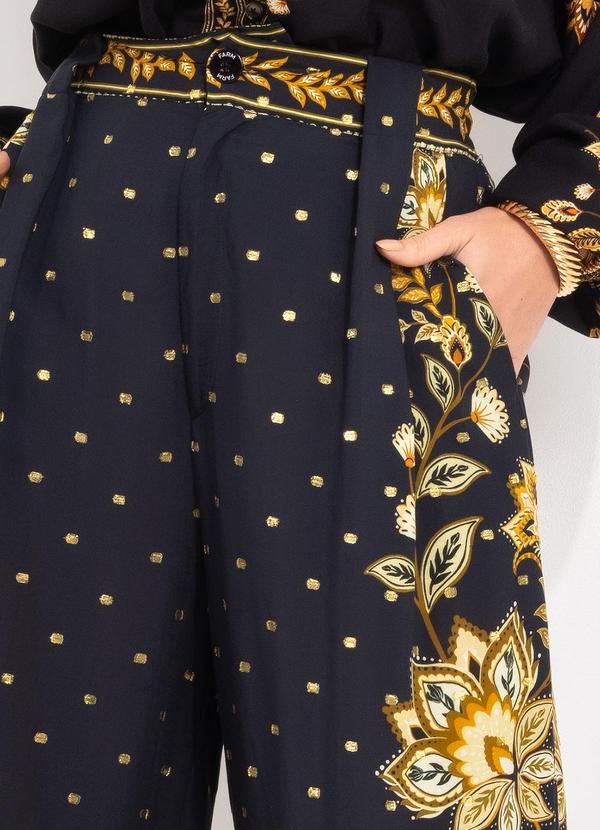 Farm - Calça Pantalona Flora Abacaxi Preto 7