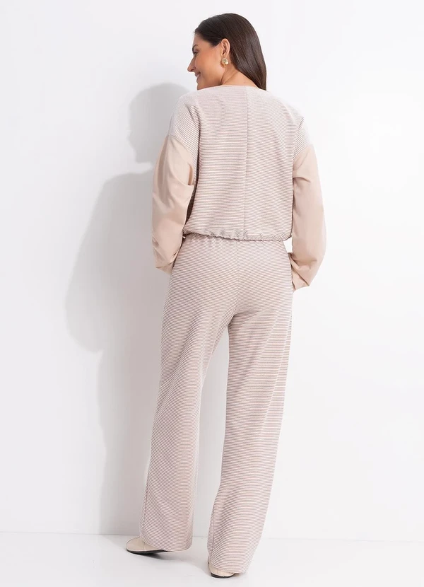 Quintess - Calça Pantalona Listrada em Malha Texturizada com Cós Elástico 6