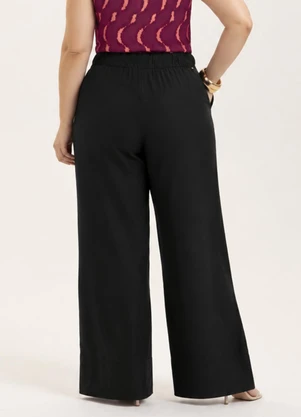 Cativa - Calça Pantalona Plus Size em Viscose Preto - CATIVA