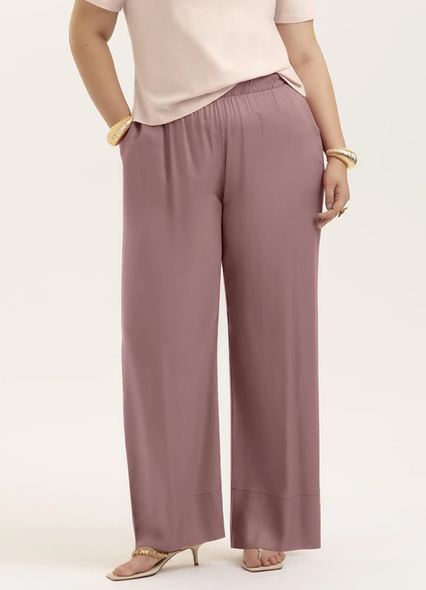 Cativa - Calça Pantalona Plus Size em Viscose Rosa