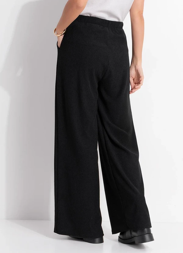 Quintess - Calça Pantalona Preta em Malha Cotelê com Elástico e Bolsos 2