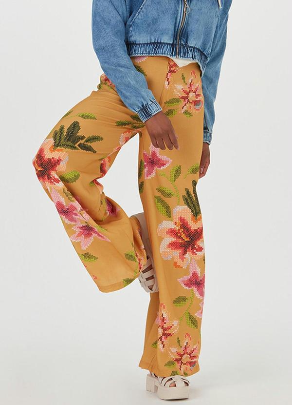 Malwee - Calça Pantalona Retilínea Viscose Amarelo
