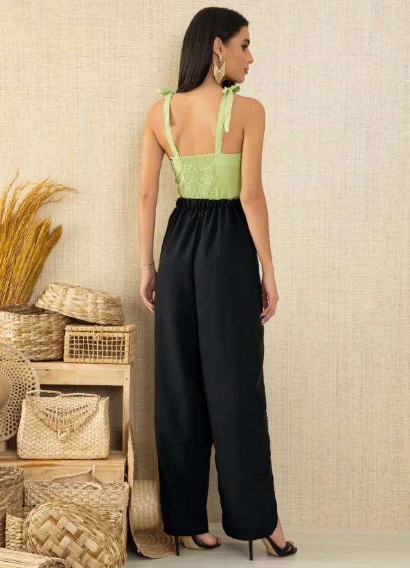 Quintess - Calça Preta Transpassada em Tecido Plano 4